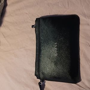 Guess cosmetic bag 9x7